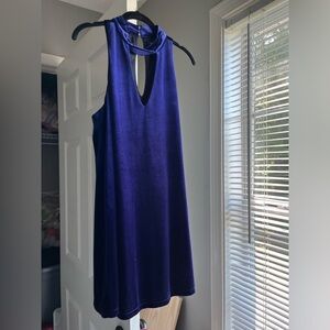 Do + Be Velvet Keyhole Sleeveless Dress